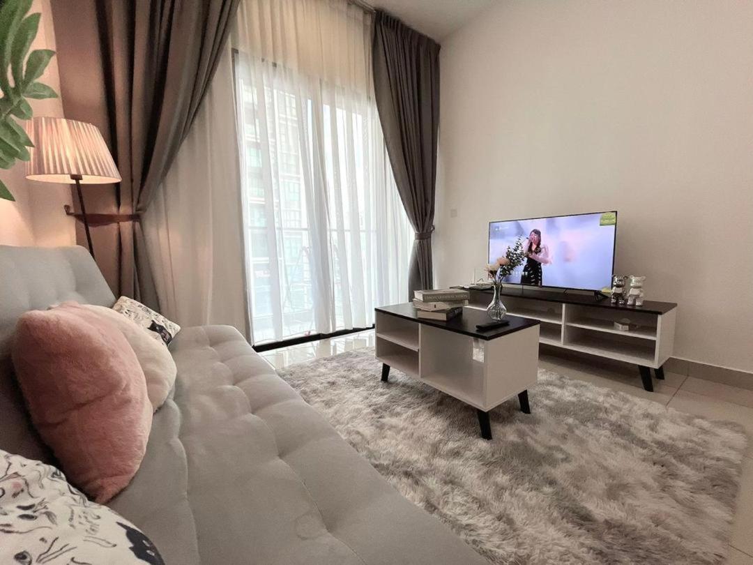 3 Cozy Comfy 1-11 Pax Old Klang Road 7 Min To Midvalley Pangsapuri Kuala Lumpur
